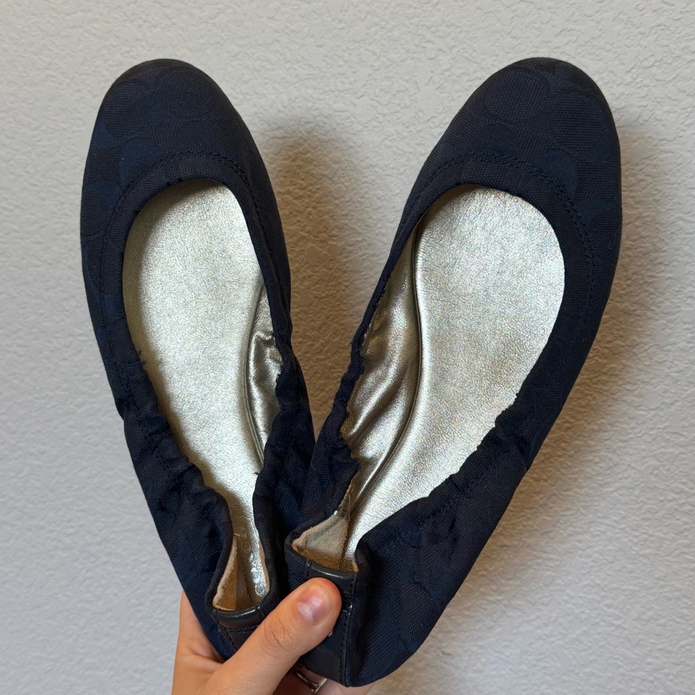Coach Navy Signature Print Ballet Flats with Metallic Insole - Size 9
